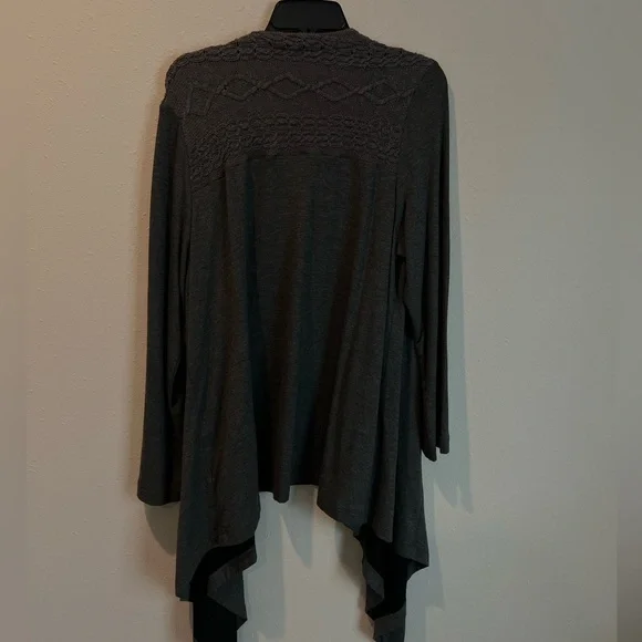 Zenergy by Chico’s sweater - Picture 4 of 4